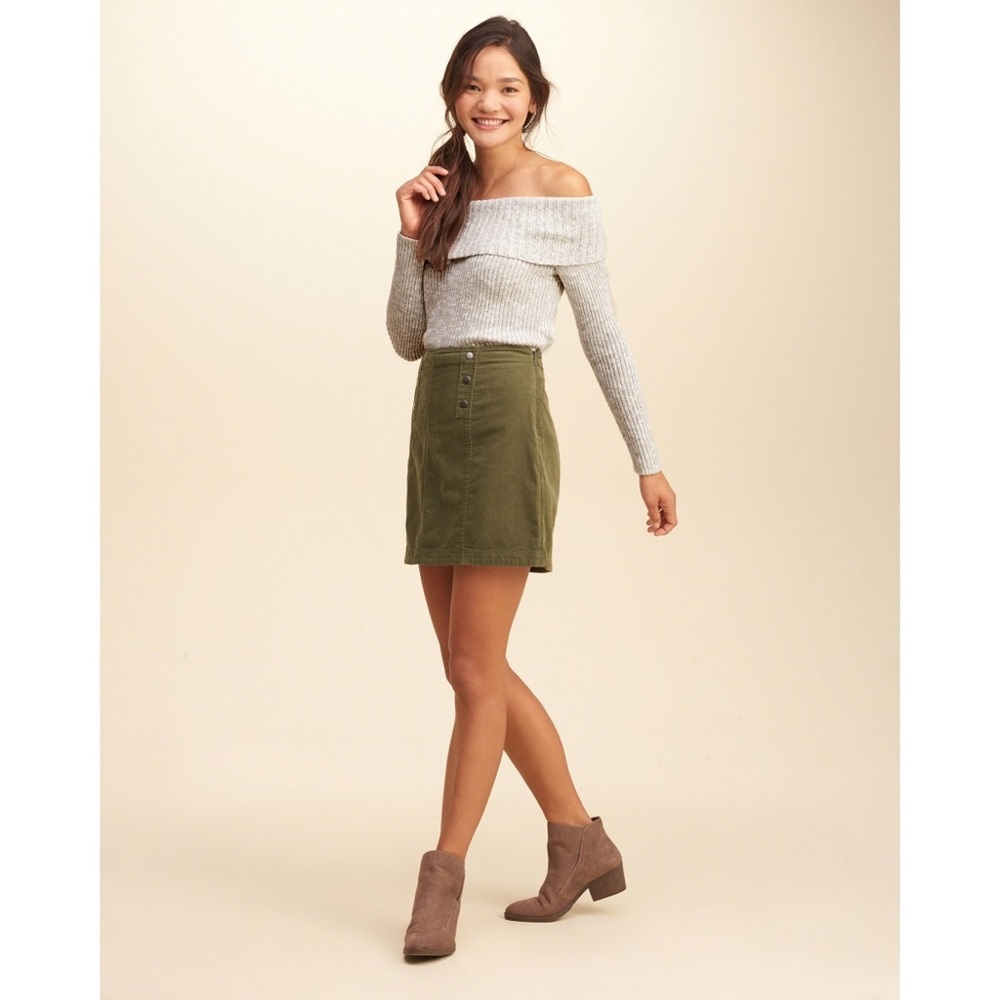 Hollister Grey Off-The-Shoulder Chunky Sweater - M